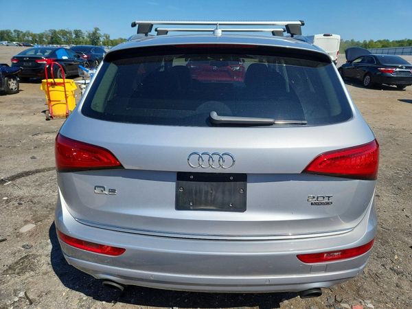 2016 AUDI Q5 quattro Premium Plus