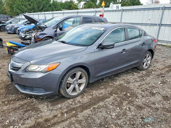 2014 ACURA ILX — Front 3/4