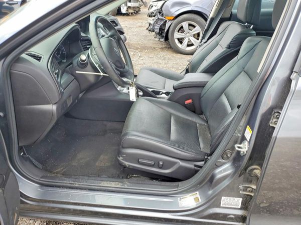 2014 ACURA ILX — DENT