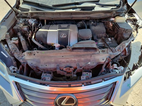 2018 LEXUS RX 350 350/350 F Sport — Engine bay