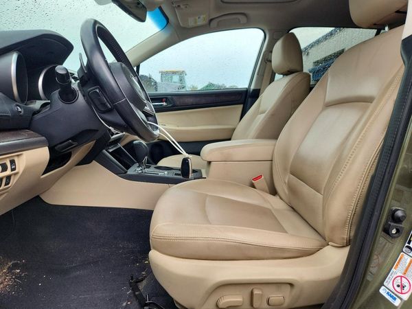 2019 SUBARU OUTBACK — DENT