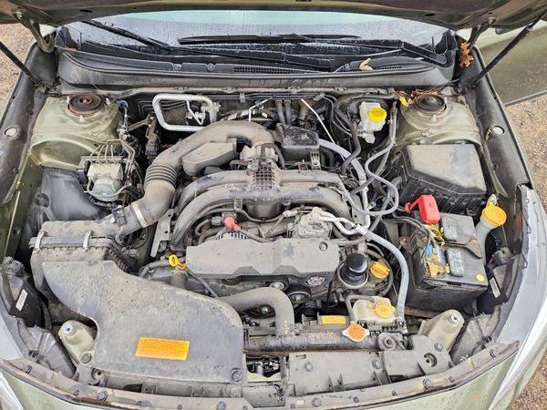 2019 SUBARU OUTBACK — Engine bay