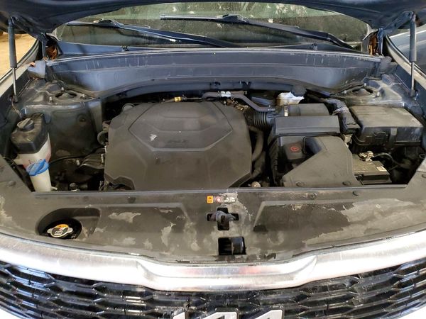 2022 KIA TELLURIDE — Engine bay