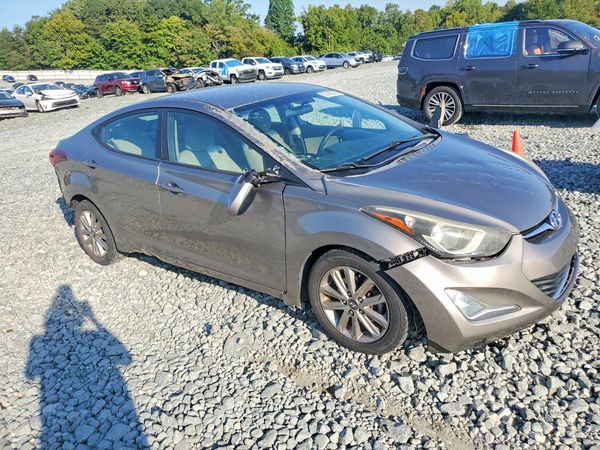 2014 HYUNDAI ELANTRA — Passenger 3/4