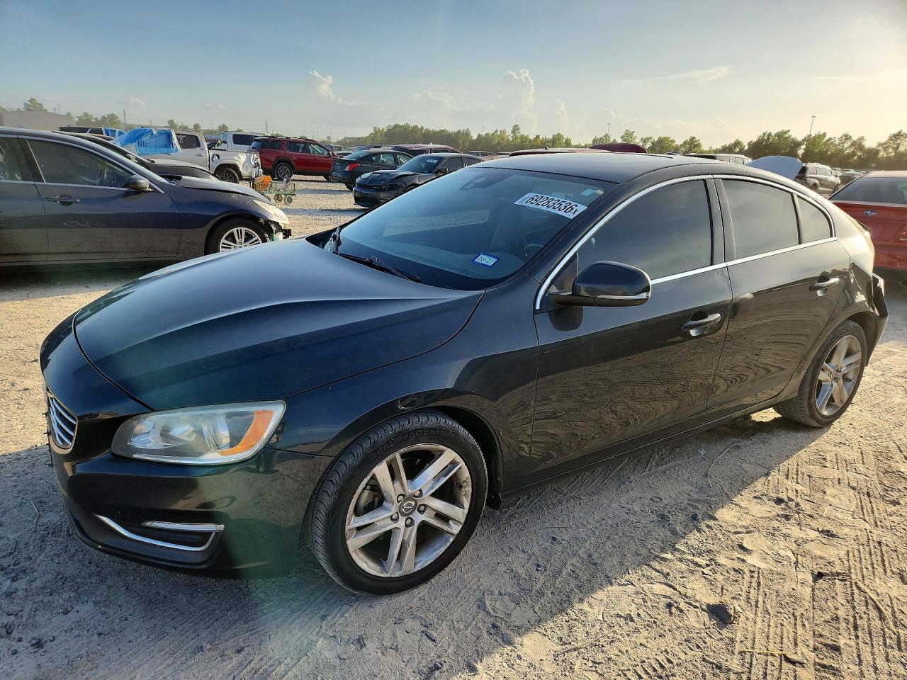 2015 VOLVO S60 Premier (non R design)