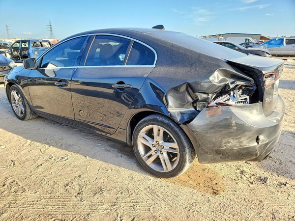 2015 VOLVO S60 Premier (non R design)