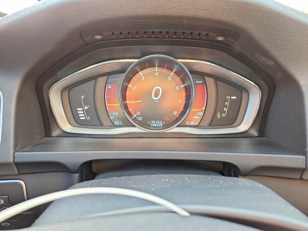 2015 VOLVO S60 Premier (non R design)