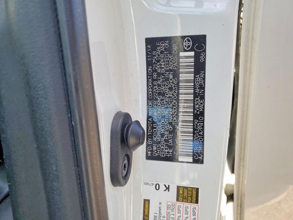 2015 TOYOTA PRIUS — VINS
