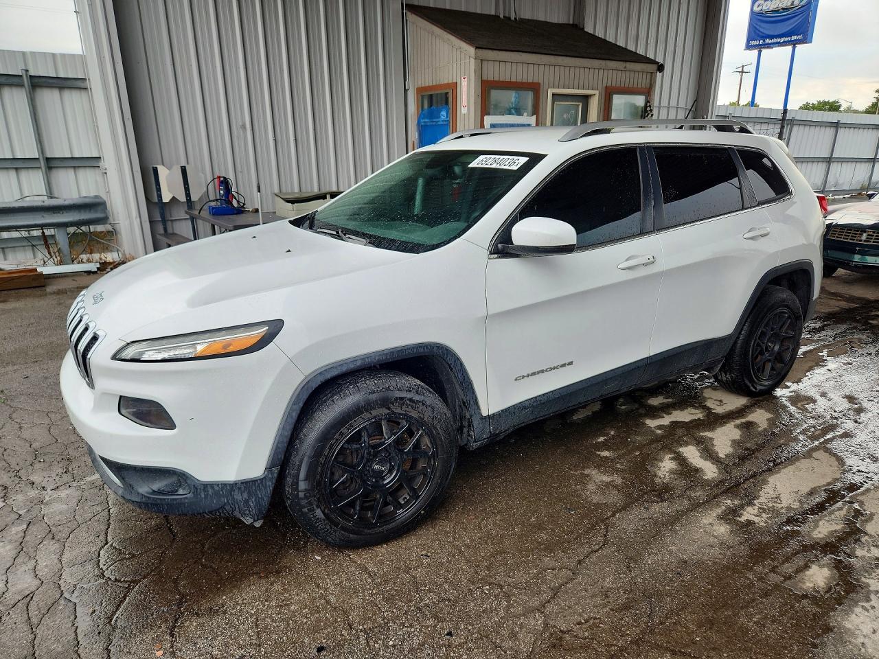 2015 JEEP CHEROKEE — Front 3/4