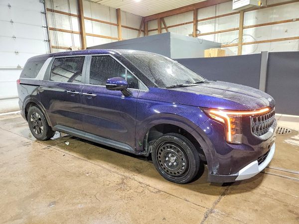 2027 KIA CARNIVAL LXS — Passenger 3/4