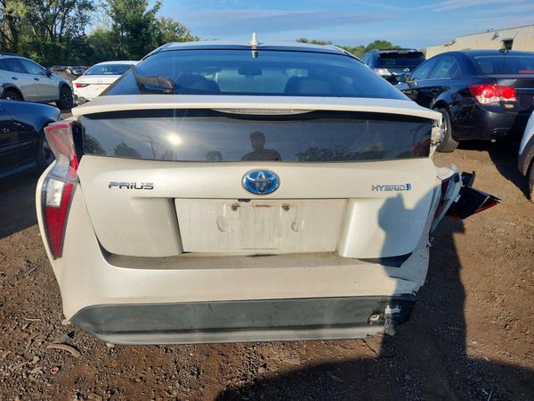 2016 TOYOTA PRIUS One/Two — DIRR