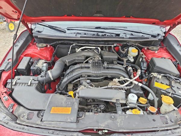 2019 SUBARU CROSSTREK Premium +BSD — Engine bay