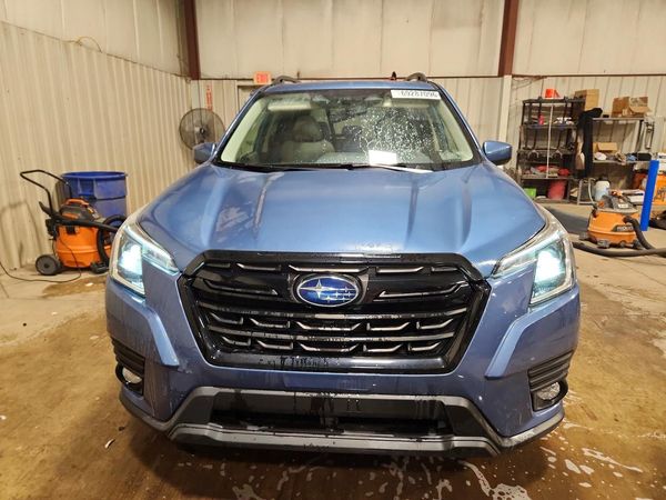 2022 SUBARU FORESTER Premium — DIRF