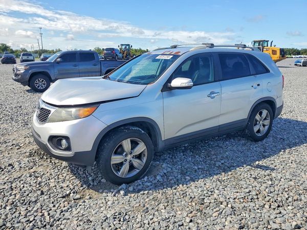 2012 KIA SORENTO GLS(Middle grade) — Front 3/4