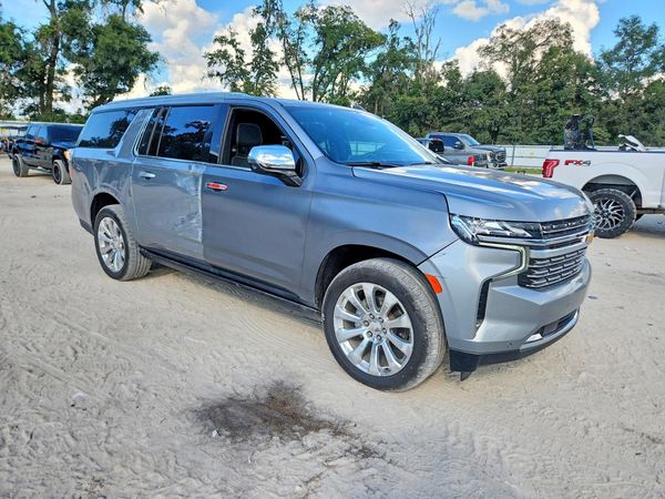 2024 CHEVROLET SUBURBAN Premier — Passenger 3/4