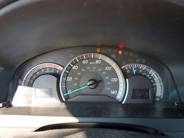 2013 TOYOTA CAMRY — ODOM