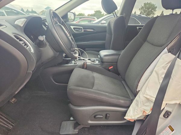 2020 NISSAN PATHFINDER SV — DENT