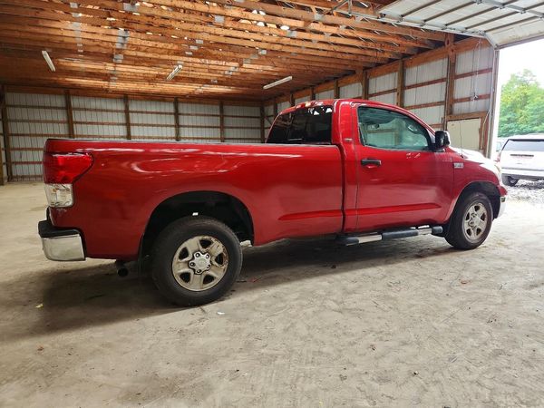 2012 TOYOTA TUNDRA Delux