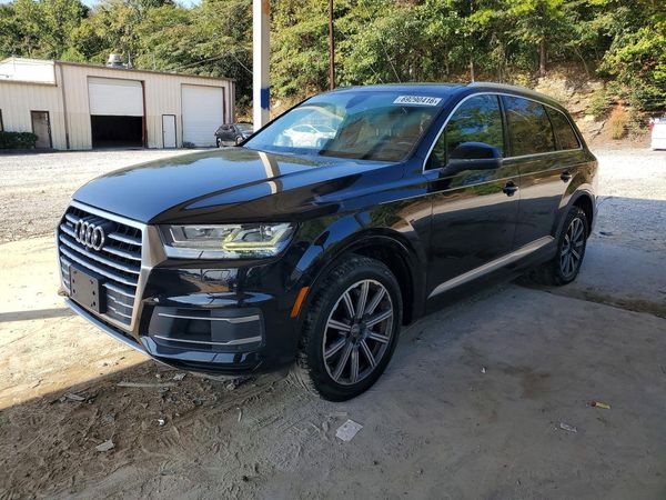 2017 AUDI Q7 — Front 3/4
