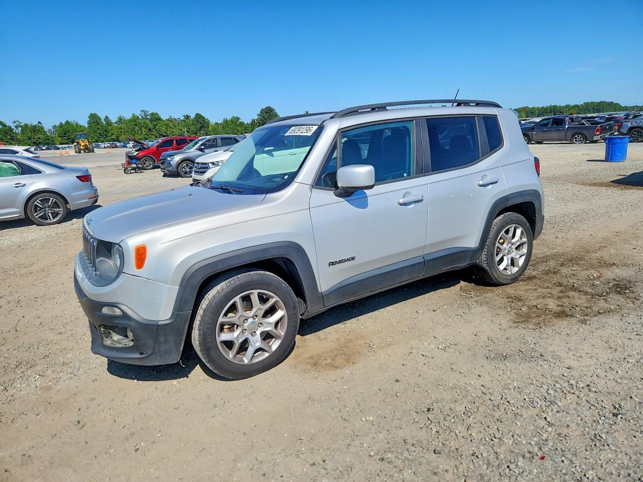 2017 JEEP RENEGADE — Front 3/4
