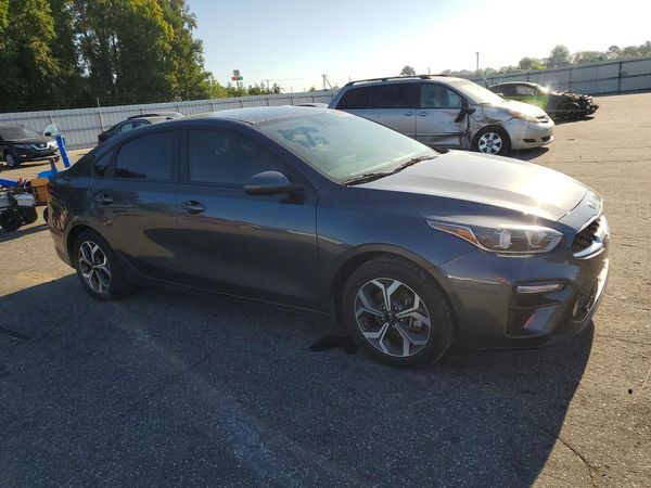 2021 KIA FORTE — Passenger 3/4