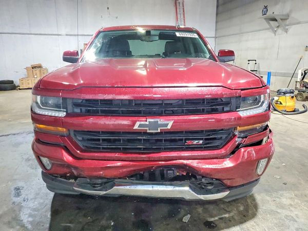 2017 CHEVROLET SILVERADO LT