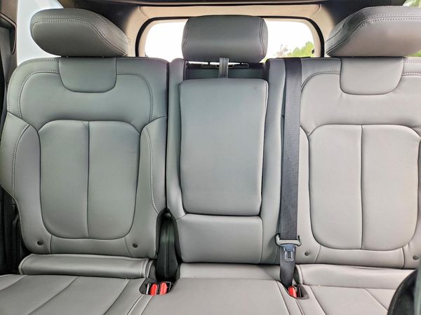 2025 JEEP GRAND CHEROKEE — SUVN