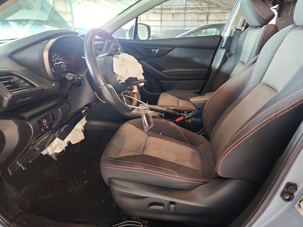 2021 SUBARU CROSSTREK — DENT
