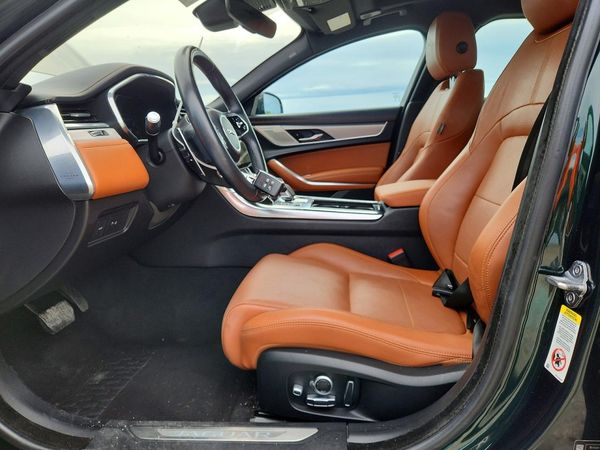 2021 JAGUAR XF R-Dynamic SE — DENT