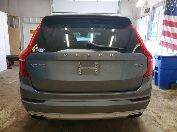 2016 VOLVO XC90 — DIRR