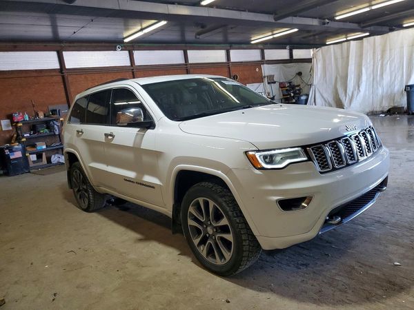 2017 JEEP GRAND CHEROKEE — Passenger 3/4