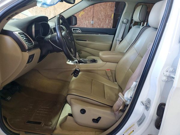 2017 JEEP GRAND CHEROKEE — DENT