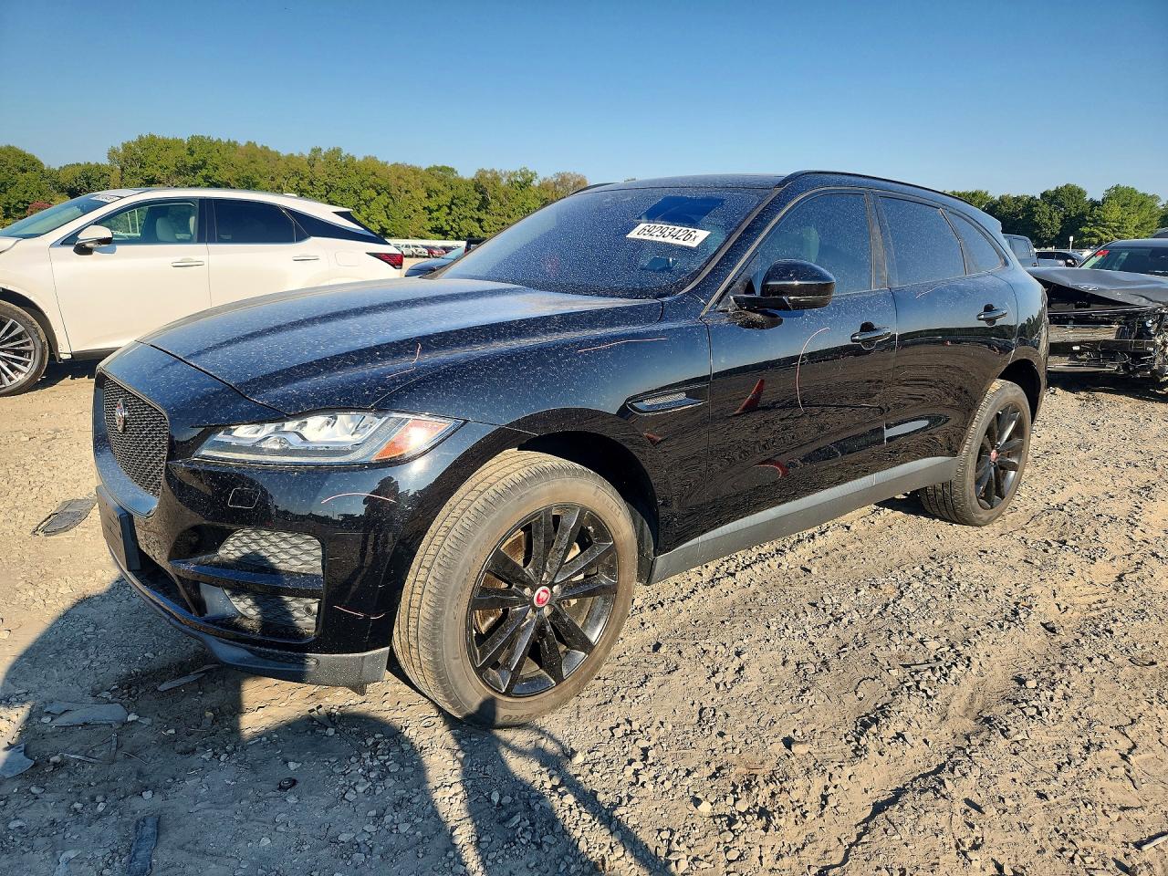 2017 JAGUAR F-PACE — Front 3/4