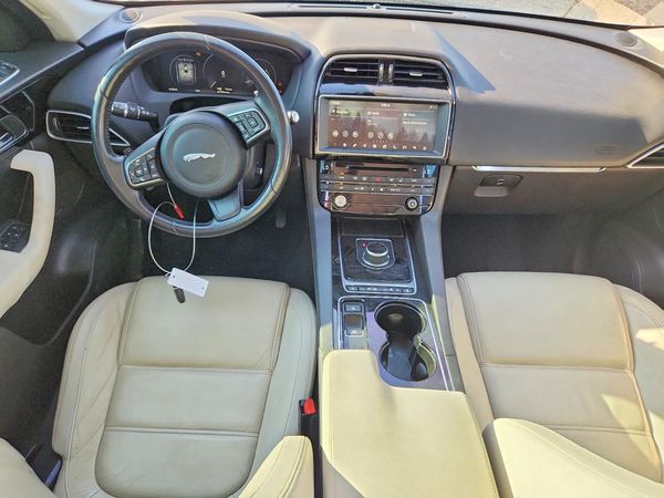 2017 JAGUAR F-PACE — CKPT