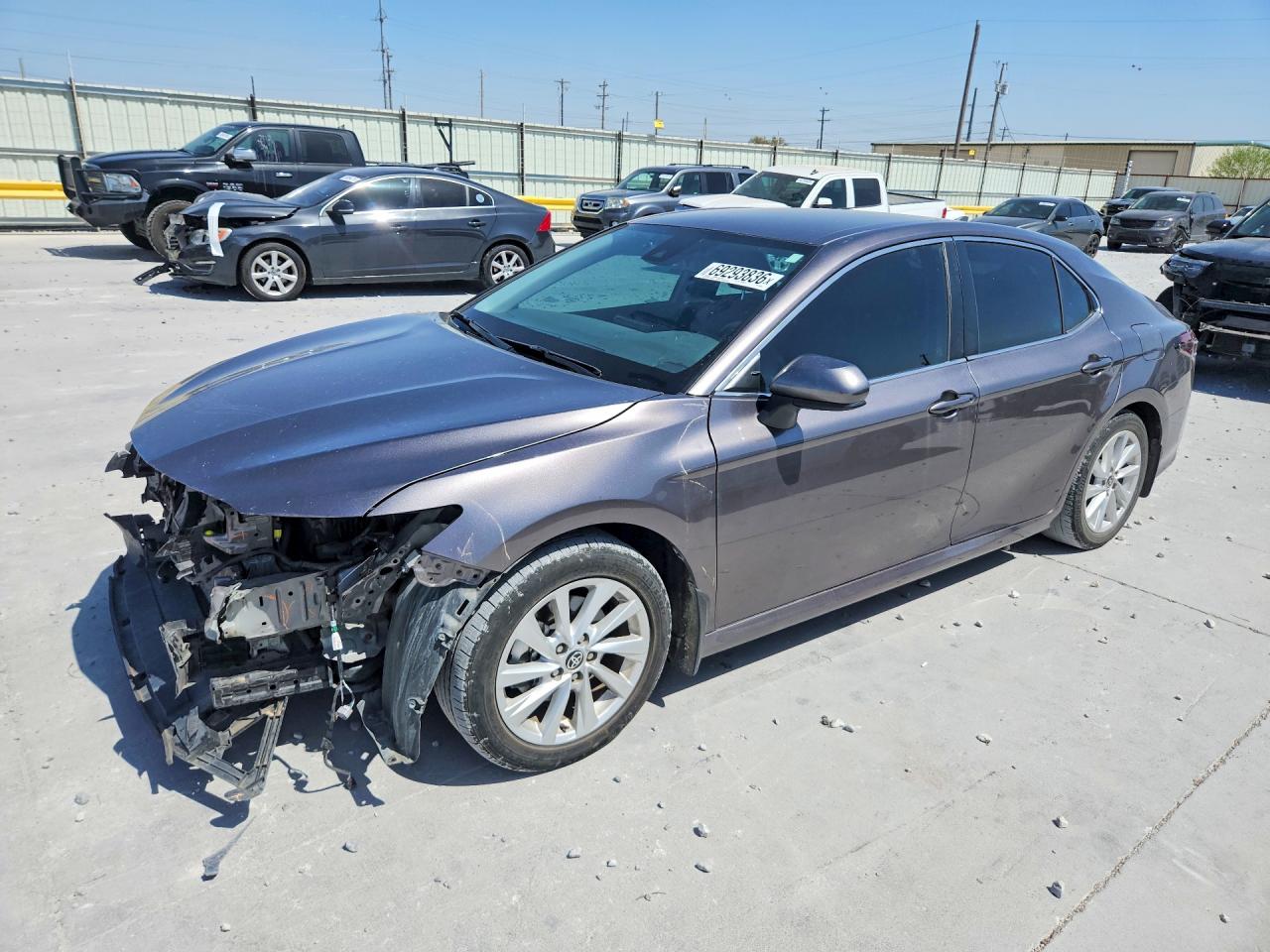2024 TOYOTA CAMRY — Front 3/4