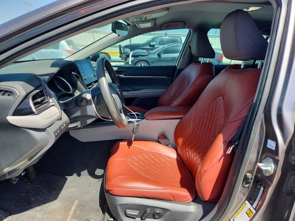 2024 TOYOTA CAMRY — DENT