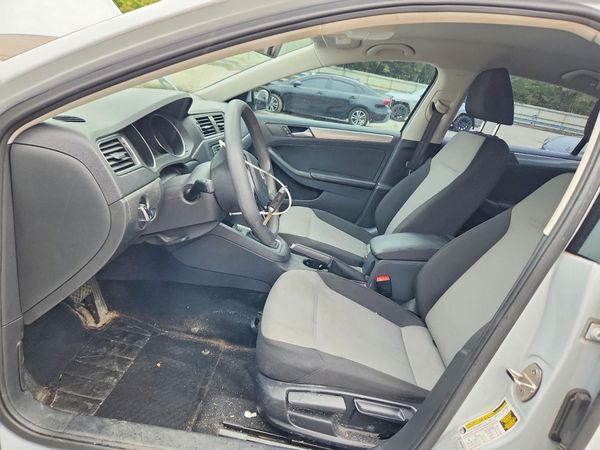 2017 VOLKSWAGEN JETTA S — DENT