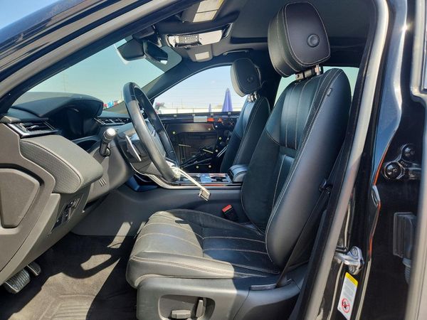 2018 LAND ROVER RANGE ROVER VELAR R-Dynamic SE — DENT