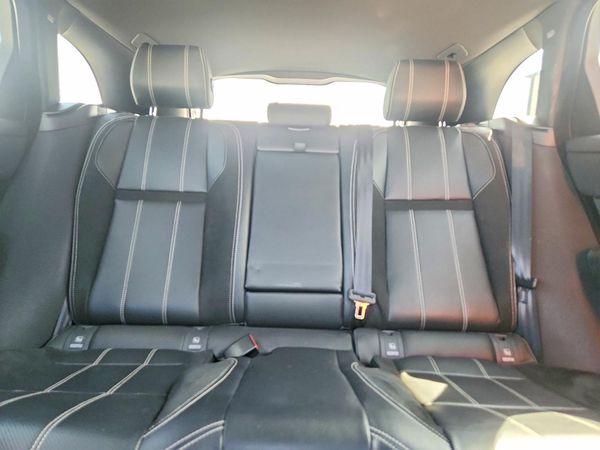 2018 LAND ROVER RANGE ROVER VELAR R-Dynamic SE — SUVN