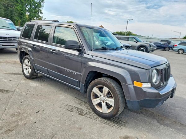 2016 JEEP PATRIOT — Passenger 3/4