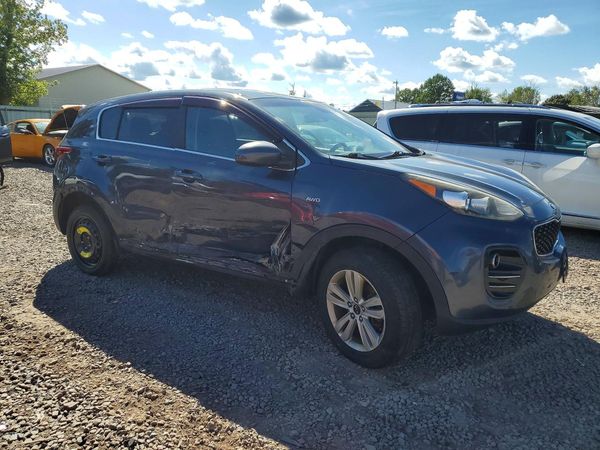 2017 KIA SPORTAGE — Passenger 3/4