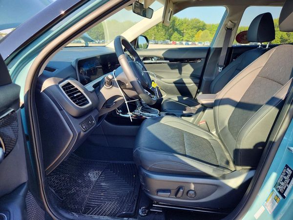 2026 KIA SELTOS — DENT