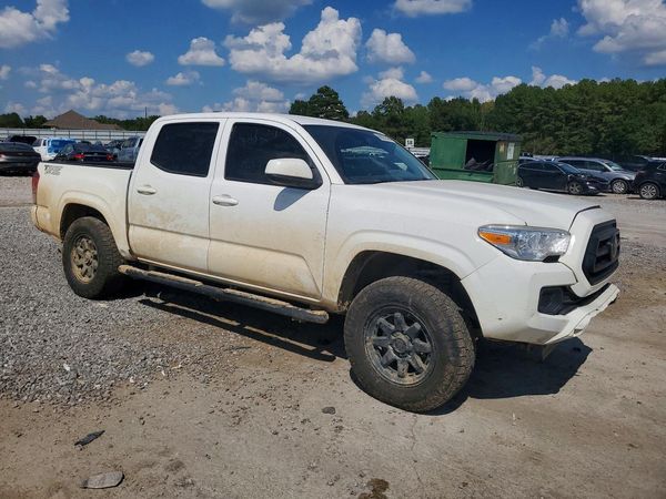 2023 TOYOTA TACOMA SR5 — Passenger 3/4