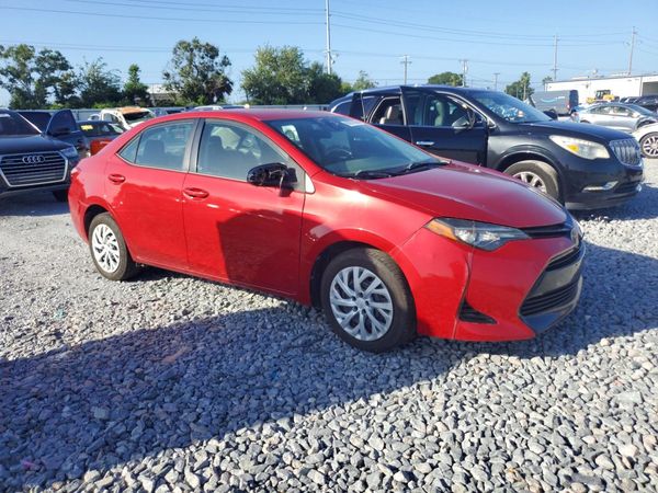 2017 TOYOTA COROLLA — Passenger 3/4