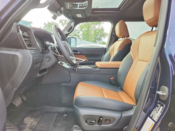 2025 LEXUS GX 550