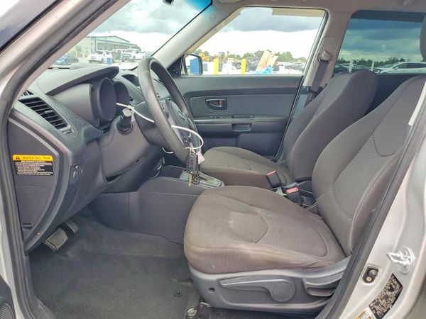 2012 KIA SOUL GL — DENT