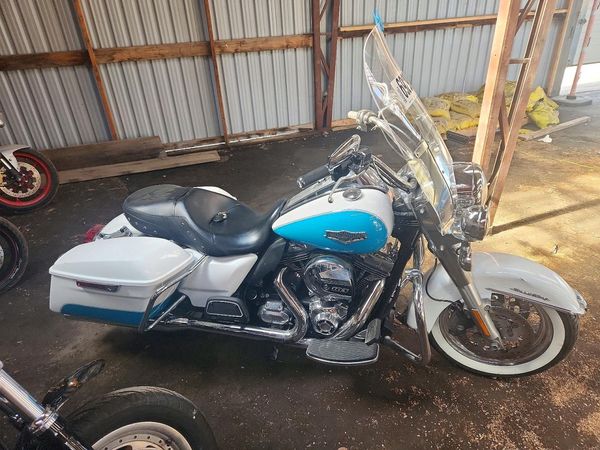 2016 HARLEY-DAVIDSON FL — RSDT