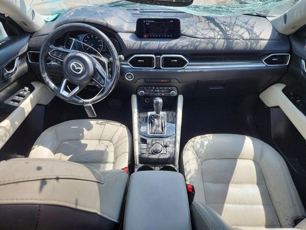 2020 MAZDA CX-5 — CKPT