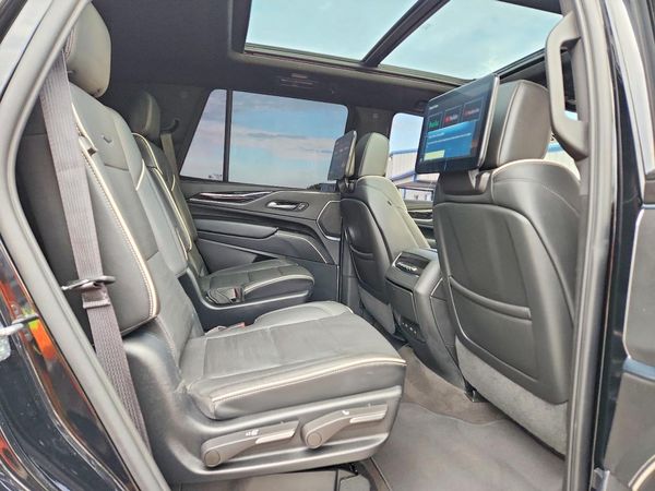 2023 CADILLAC ESCALADE