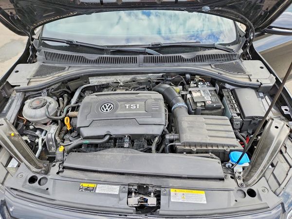2023 VOLKSWAGEN JETTA Autobahn — Engine bay